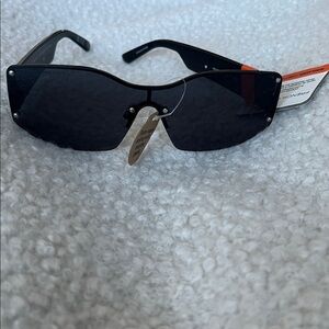 French Connection Rimsless Shield Sunglasses New with Tags NS1024